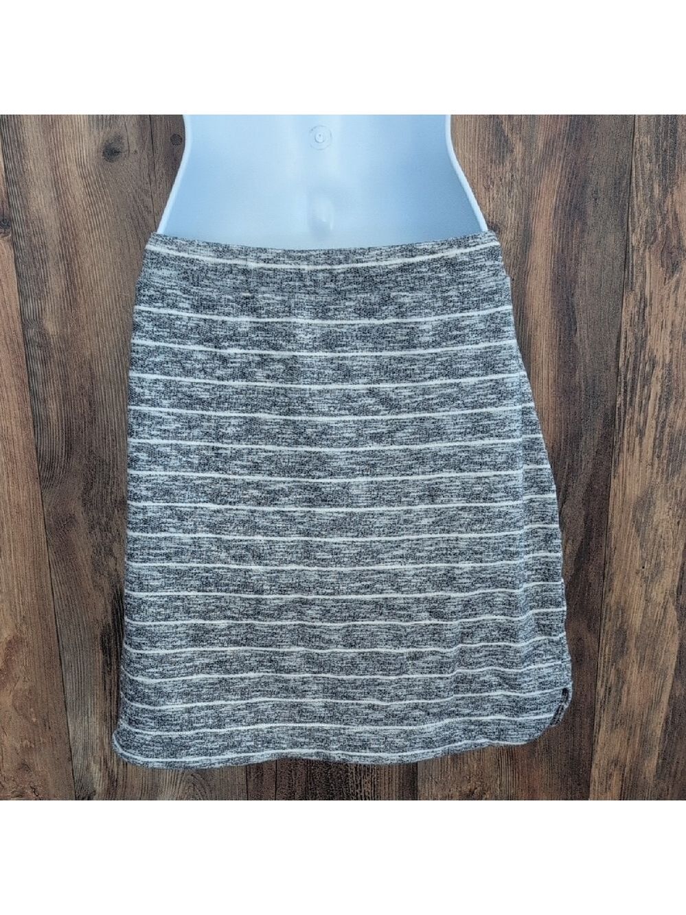 Anthropologie Kenji Casual Gray Striped Skater Skirt M 728D - Picture 4 of 7
